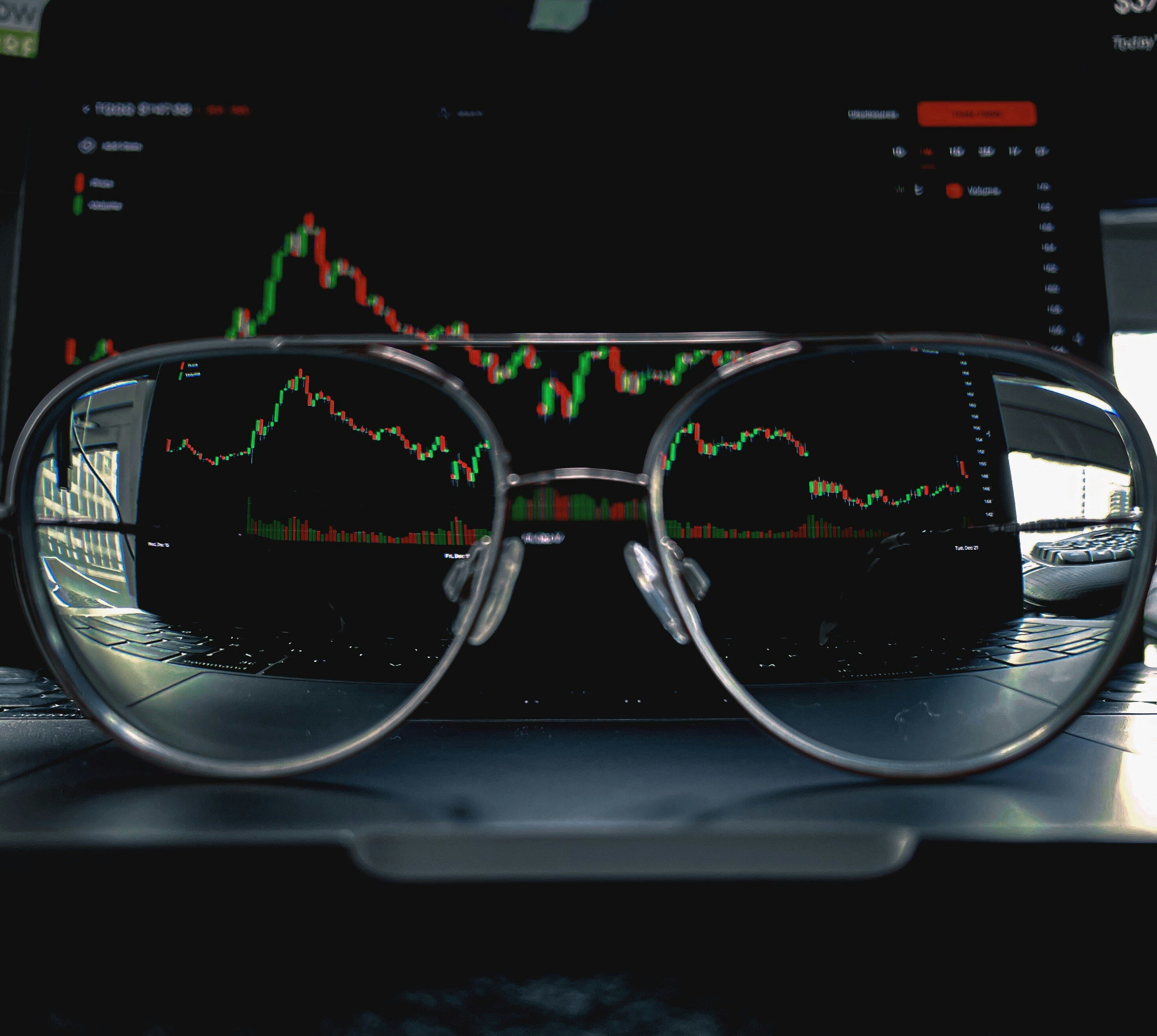 Dashboard showing cash flow and performance trends